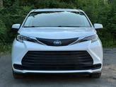 Thumbnail of 2021 Super White Toyota Sienna