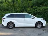 Thumbnail of 2021 Super White Toyota Sienna