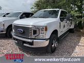 Photo of 2022 Oxford White Ford F-350