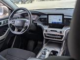 Thumbnail of 2020 Oxford White Ford Explorer