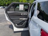 Thumbnail of 2020 Oxford White Ford Explorer