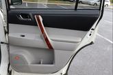 Thumbnail of 2013 Blizzard Pearl Toyota Highlander