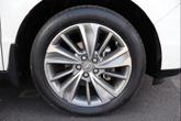Thumbnail of 2017 White Diamond Pearl Acura MDX