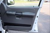 Thumbnail of 2005 Oxford White Clearcoat Ford Explorer Sport Trac