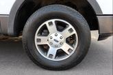 Thumbnail of 2005 Oxford White Clearcoat Ford F-150