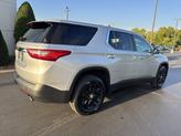 Thumbnail of 2021 Silver Ice Metallic Chevrolet Traverse