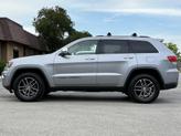 Thumbnail of 2017 Billet Silver Metallic Clearcoat Jeep Grand Cherokee