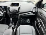 Thumbnail of 2019 Oxford White Ford Escape