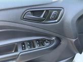 Thumbnail of 2019 Oxford White Ford Escape
