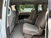 Thumbnail of 2017 Bright White Clearcoat Chrysler Pacifica