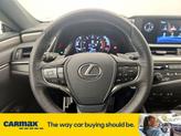 Thumbnail of 2019 Silver Lexus ES 350