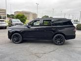 Thumbnail of 2025 Infinite Black Metallic Clearcoat Lincoln Navigator