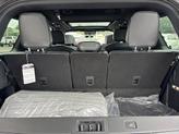 Thumbnail of 2025 Infinite Black Metallic Clearcoat Lincoln Navigator