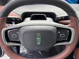 Thumbnail of 2025 Pristine White Metallic Tri-Coat Lincoln Navigator