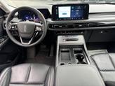 Thumbnail of 2025 Pristine White Metallic Tri-Coat Lincoln Aviator