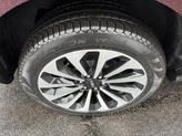 Thumbnail of 2024 Diamond Red Metallic Tinted Clearcoat Lincoln Navigator