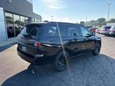 Thumbnail of 2025 Infinite Black Metallic Clearcoat Lincoln Navigator