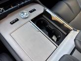 Thumbnail of 2025 Infinite Black Metallic Clearcoat Lincoln Navigator