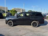 Thumbnail of 2025 Infinite Black Metallic Clearcoat Lincoln Navigator