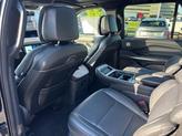 Thumbnail of 2025 Infinite Black Metallic Clearcoat Lincoln Navigator