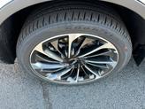 Thumbnail of 2025 Pristine White Metallic Tri-Coat Lincoln Aviator