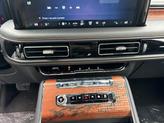 Thumbnail of 2025 Asher Gray Metallic Clearcoat Lincoln Aviator