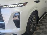 Thumbnail of 2025 Radiant White INFINITI QX80
