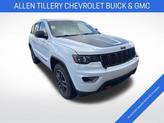 Photo of 2019 Bright White Clearcoat Jeep Grand Cherokee