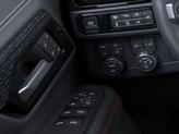 Thumbnail of 2025 Summit White GMC Yukon
