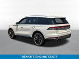 Thumbnail of 2022 Pristine White Metallic Tri-Coat Lincoln Aviator