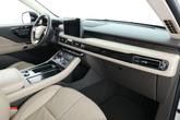 Thumbnail of 2020 Pristine White Metallic Tri-Coat Lincoln Aviator