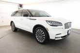 Thumbnail of 2020 Pristine White Metallic Tri-Coat Lincoln Aviator