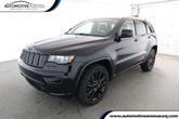 Photo of 2021 Diamond Black Crystal Pearlcoat Jeep Grand Cherokee