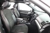 Thumbnail of 2018 White Platinum Metallic Tri-Coat Ford Explorer