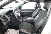 Thumbnail of 2018 White Platinum Metallic Tri-Coat Ford Explorer