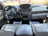 Thumbnail of 2014 Alabaster Silver Metallic Honda Pilot