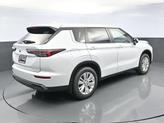 Thumbnail of 2025 White Diamond Mitsubishi Outlander