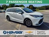 Photo of 2021 Blizzard Pearl Toyota Sienna