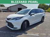 Thumbnail of 2021 Blizzard Pearl Toyota Sienna
