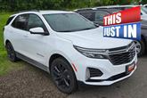 Thumbnail of 2022 Summit White Chevrolet Equinox