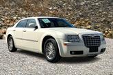Thumbnail of 2008 Cool Vanilla Clearcoat Chrysler 300