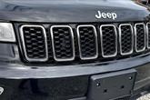 Thumbnail of 2017 Diamond Black Crystal Pearlcoat Jeep Grand Cherokee