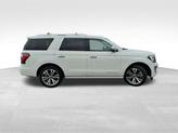 Thumbnail of 2021 White Metallic Ford Expedition