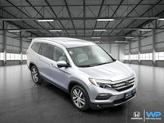 Thumbnail of 2017 Lunar Silver Metallic Honda Pilot