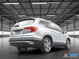 Thumbnail of 2017 Lunar Silver Metallic Honda Pilot