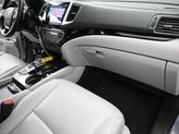 Thumbnail of 2017 Lunar Silver Metallic Honda Pilot