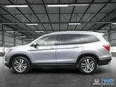 Thumbnail of 2017 Lunar Silver Metallic Honda Pilot