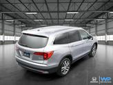 Thumbnail of 2017 Lunar Silver Metallic Honda Pilot