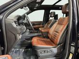 Thumbnail of 2023 Midnight Blue Metallic GMC Yukon XL