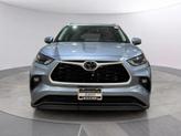 Thumbnail of 2022 Moon Dust Toyota Highlander
